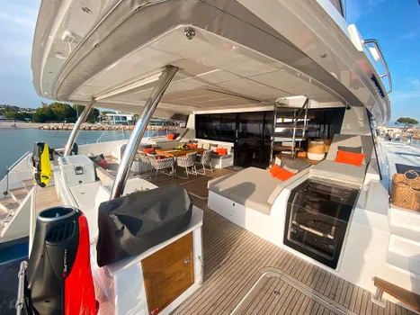 OCEANUS yacht for charter (Fountaine-Pajot, 21.34m, 2022)